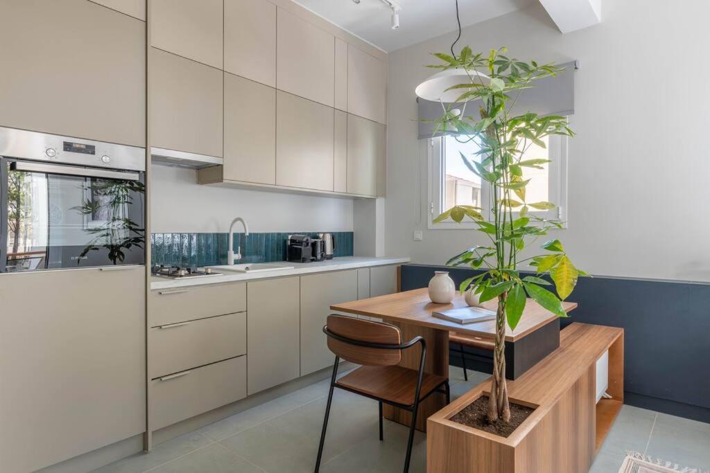 Premium Apartments In Paleo Faliro By Upstreet เอเธนส์ ภายนอก รูปภาพ